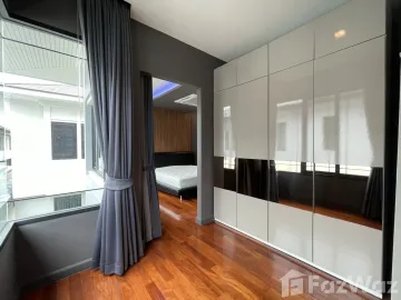 place photo 98