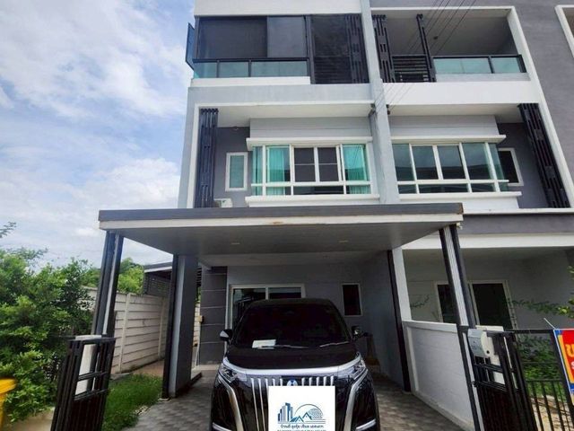 place photo 30
