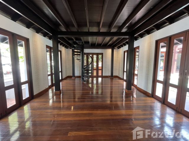 place photo 69