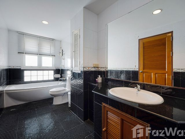 place photo 38