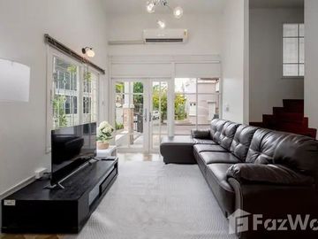 place photo 56