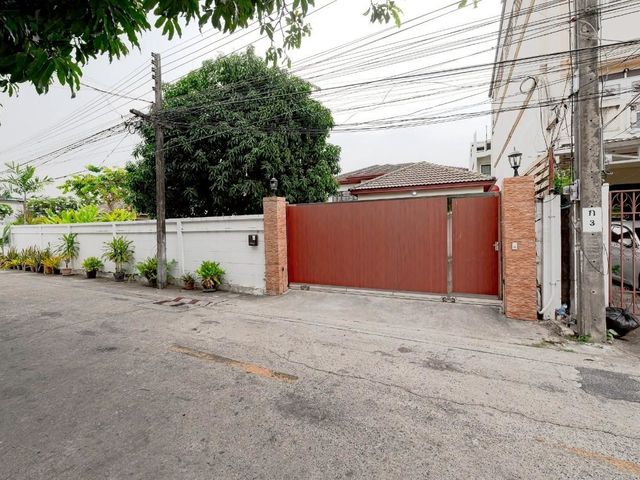 place photo 81