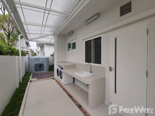 place photo 48