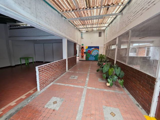 place photo 18