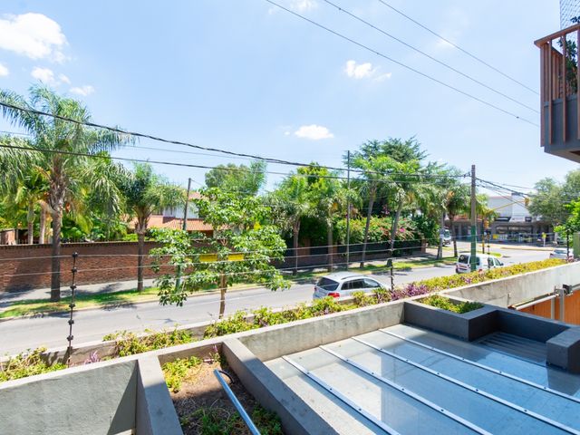 place photo 23