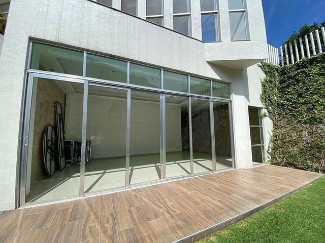 place photo 34
