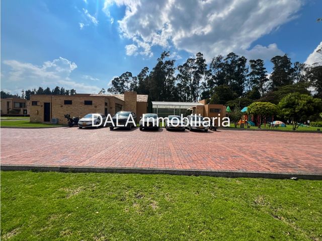 place photo 48