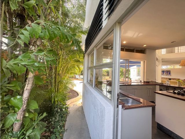 place photo 86