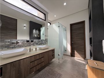 place photo 61