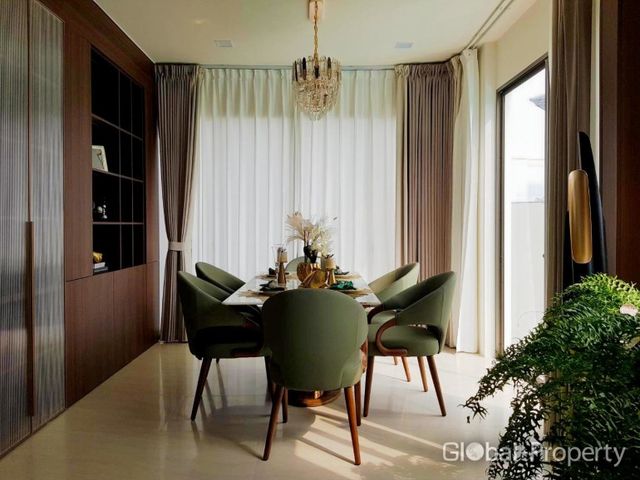 place photo 60