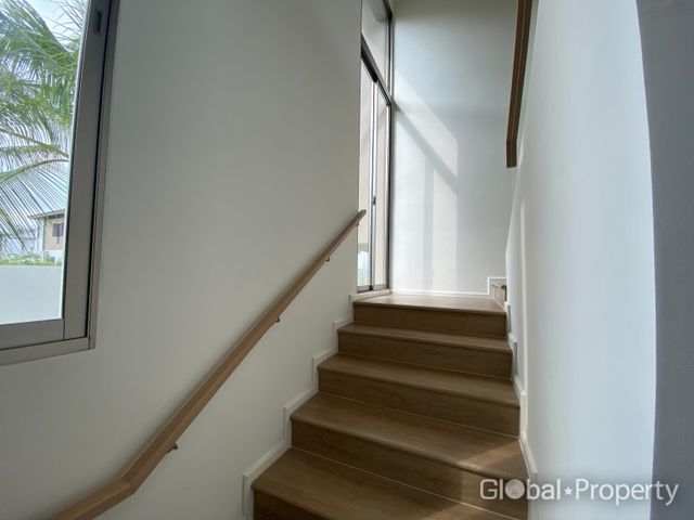 place photo 70