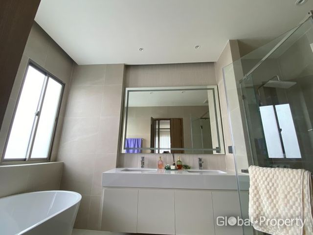 place photo 92