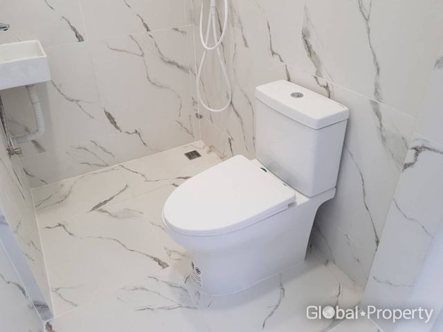 place photo 100