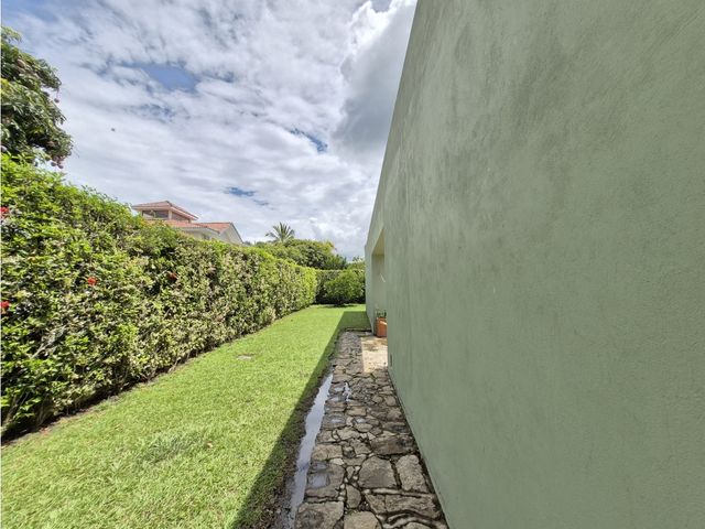 place photo 50