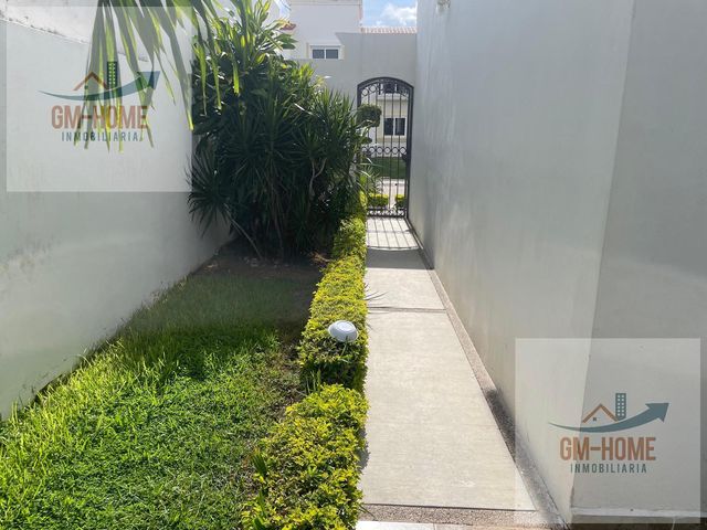 place photo 32
