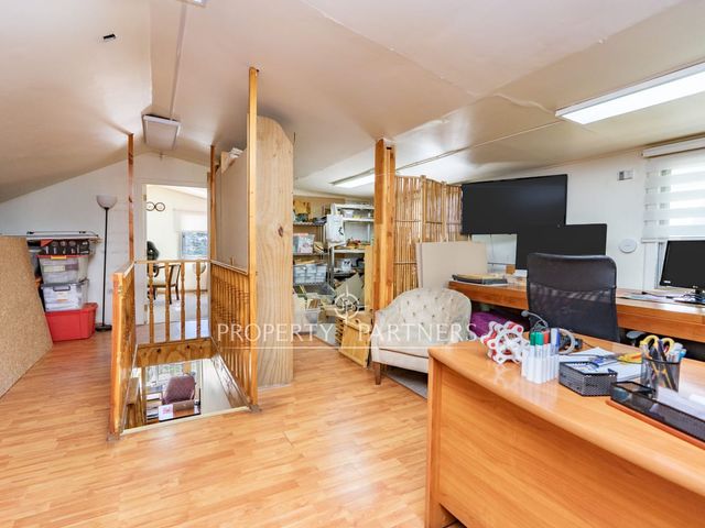 place photo 41