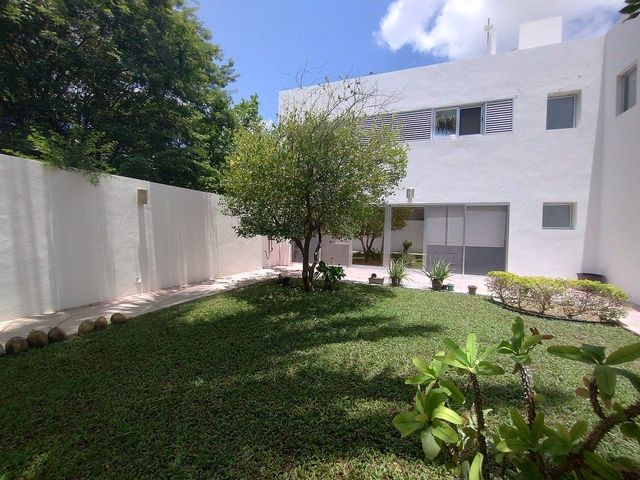 place photo 23