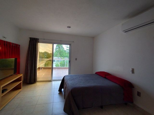 place photo 40