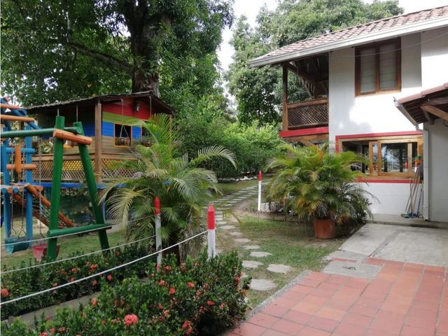 place photo 37