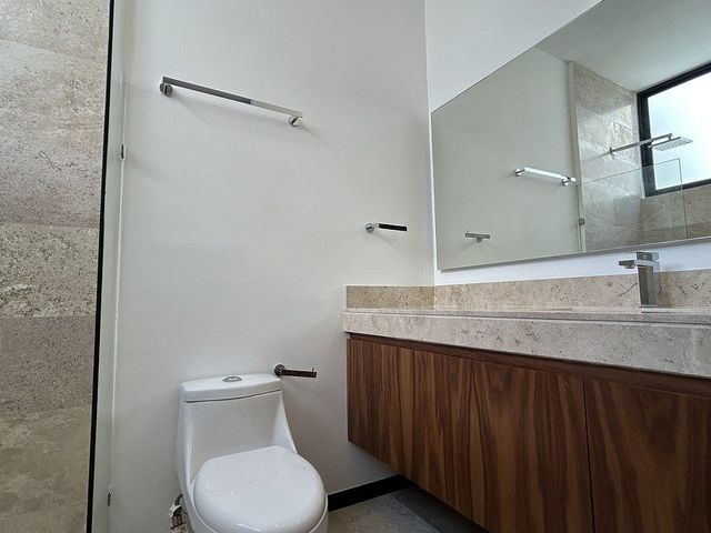 place photo 39