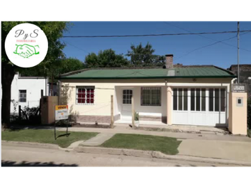 SE VENDE CASA EN VIALE ENTRE ROS