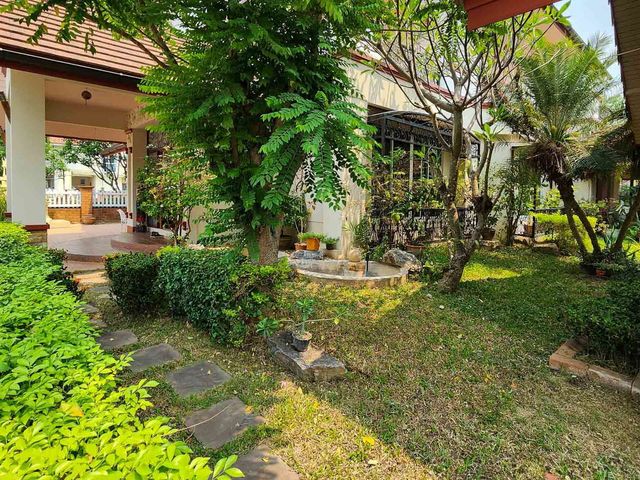 place photo 99