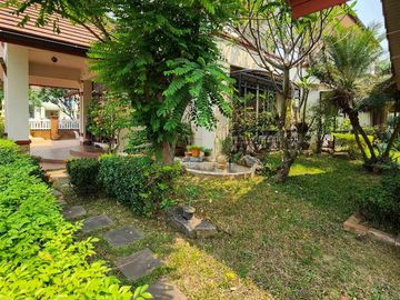 place photo 99
