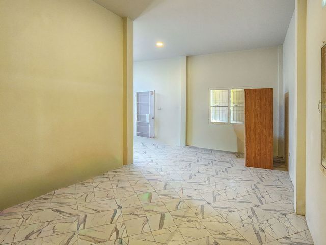 place photo 80