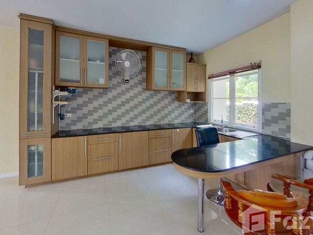 place photo 41