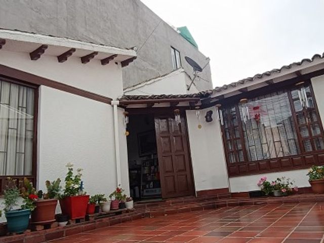 place photo 18