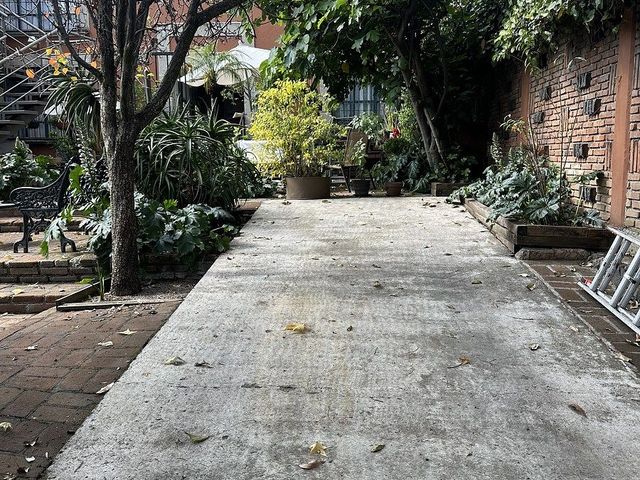 place photo 40