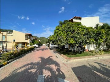 place photo 24