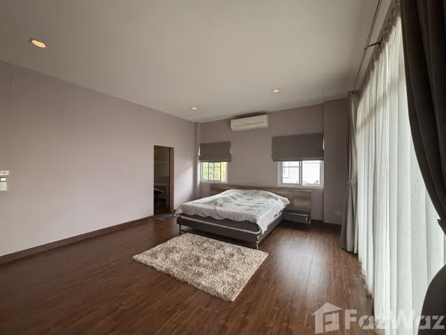 place photo 48