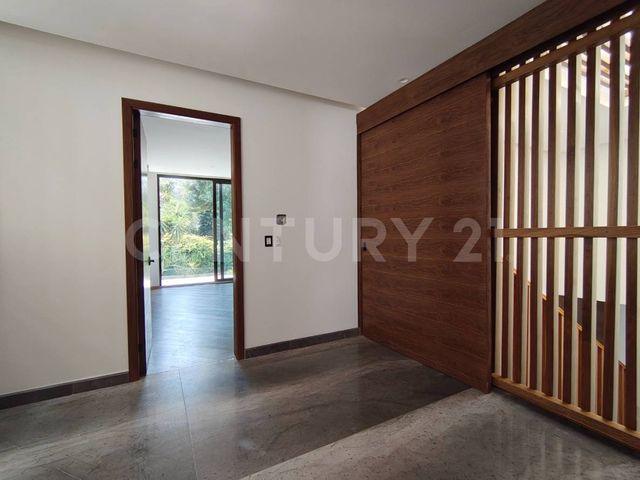 place photo 60