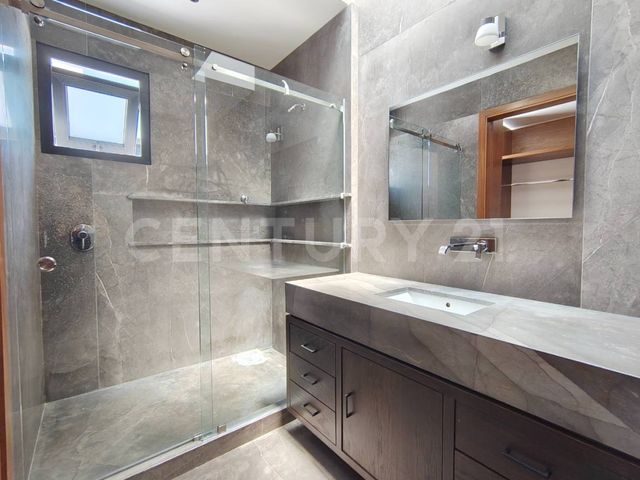 place photo 78