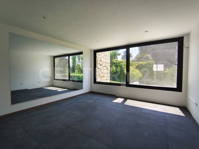 place photo 51