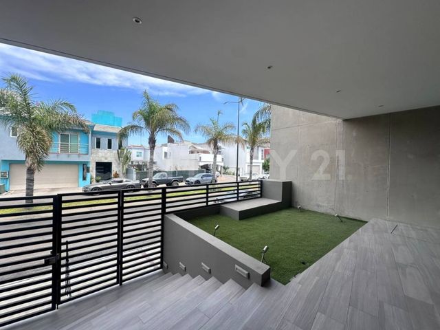 place photo 19