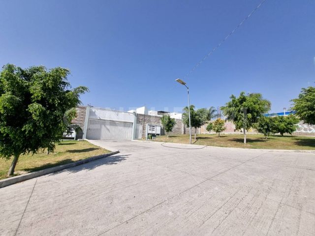 place photo 30