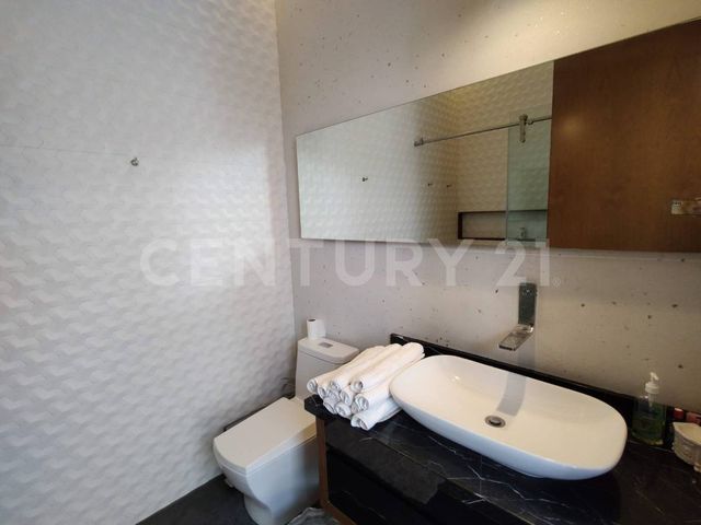 place photo 80