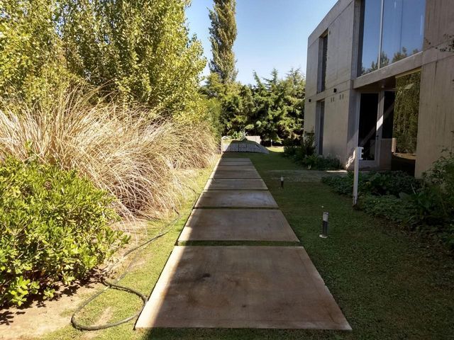 place photo 84