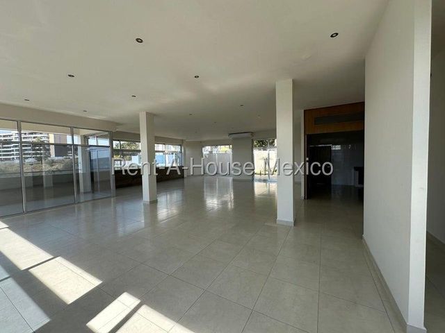 place photo 38