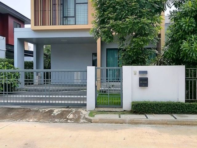 place photo 25