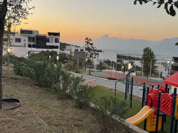 place photo 39