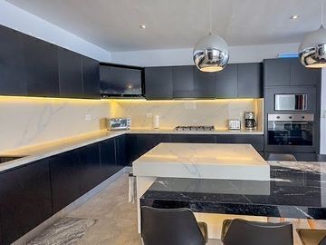place photo 48