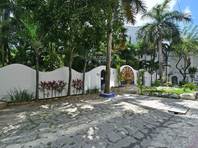 place photo 43
