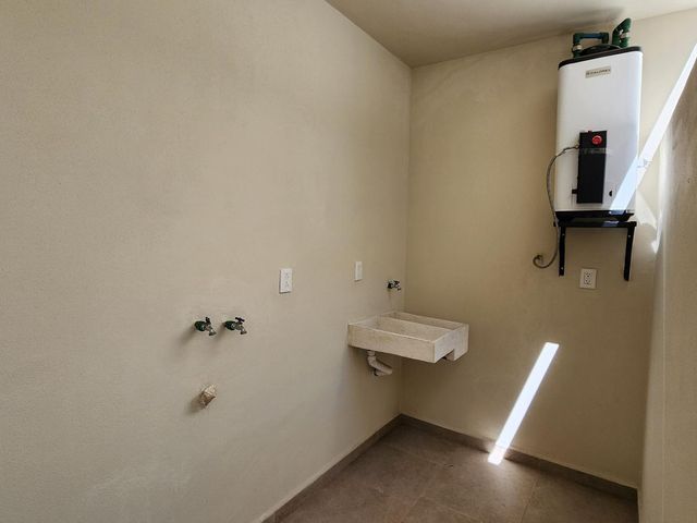 place photo 36