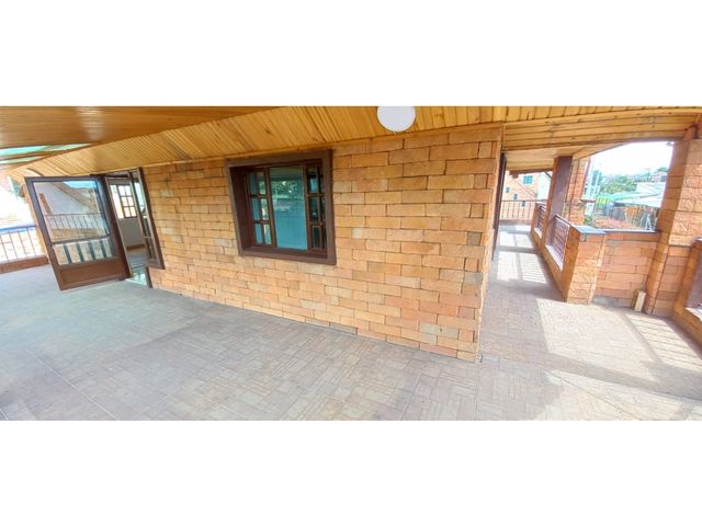 place photo 39