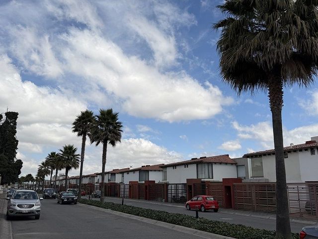 place photo 39