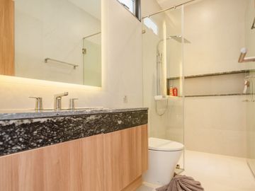 place photo 34