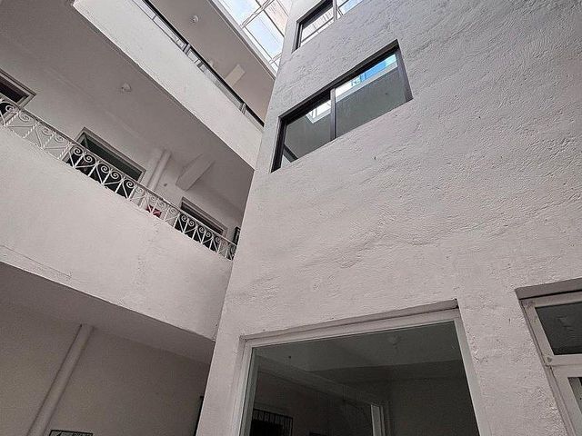 place photo 34